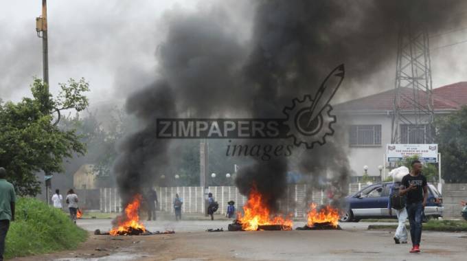 Looters torch US$143k drugs, lab kits