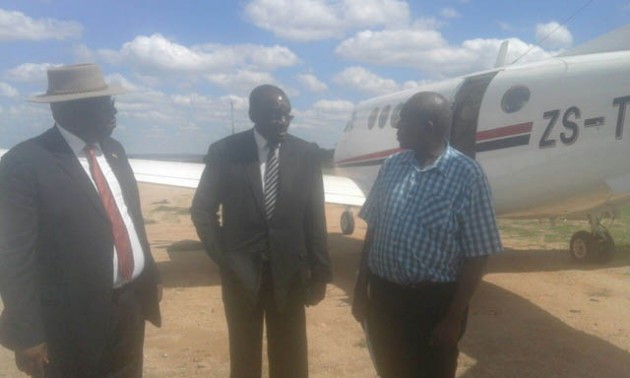 From left Local Government, Public Works and National Housing Minister Saviour Kasukuwere,  State Security Minister Kembo Mohadi and CPU Beitbridge chairman Simon Muleya.