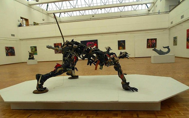 Gallery sponsorship critical link to trade