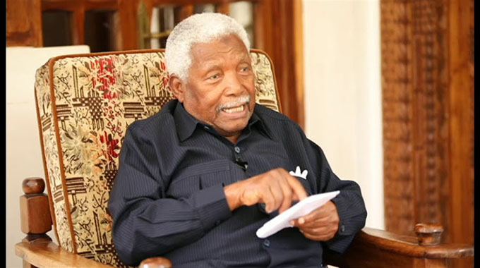 Ex-Tanzanian president Mwinyi dies