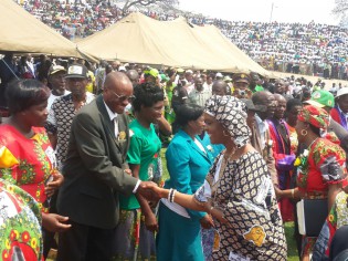 First Lady Amai Grace Mugabe arriving at Sakubva Stadium.