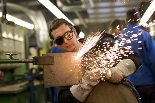 Close skills gap: Expert