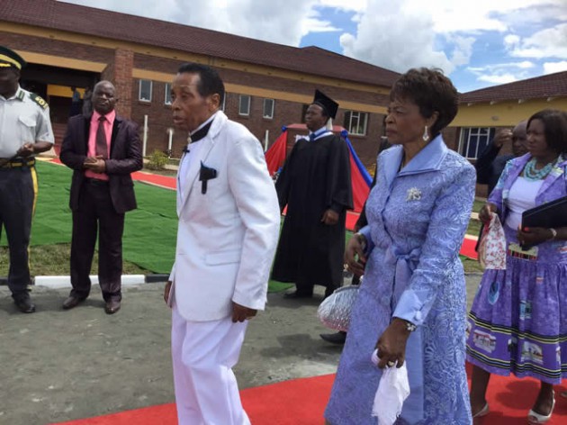 Prof Guti and wife, Eunor