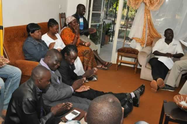 BaShupi and his relatives paying tribute to his in-laws.