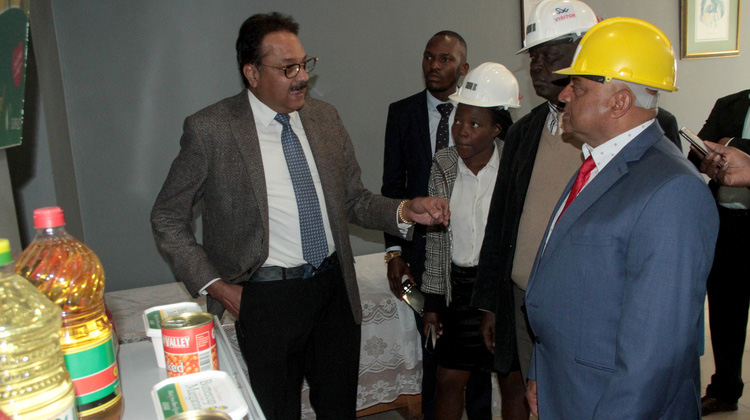 Minister reassures Industry…Surface Wilmar seeks Govt intervention …New policies to ensure swift export business