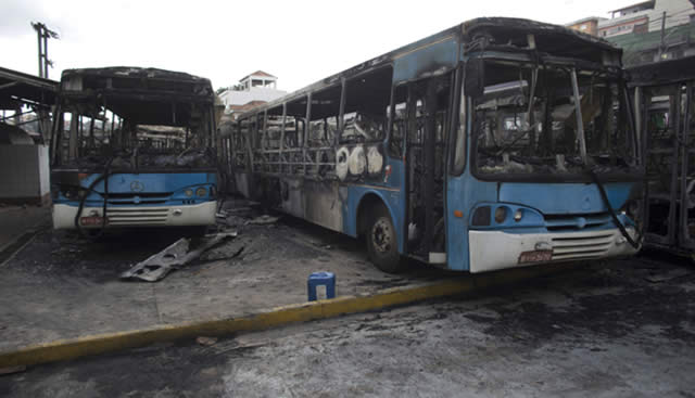 Brazil fans burn buses