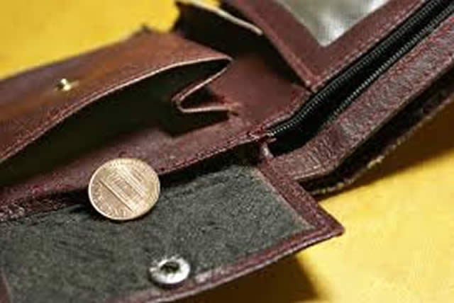 Broke MPs borrow to attend sittings