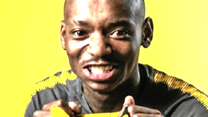 SUNDOWNS OFFER R15M TO GET KHAMA