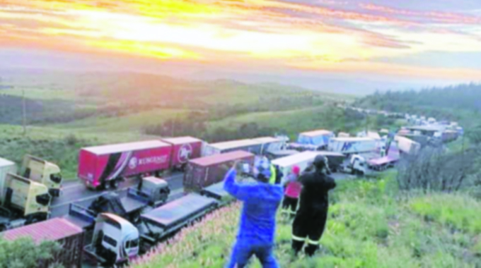 12 truck drivers arrested for N3 blockade