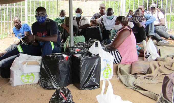 JUST IN: Border jumping ring busted . . . Two Omalayitsha jailed for 4 months . . . 5 Ethiopians, 2 Somalis face deportation from Zim
