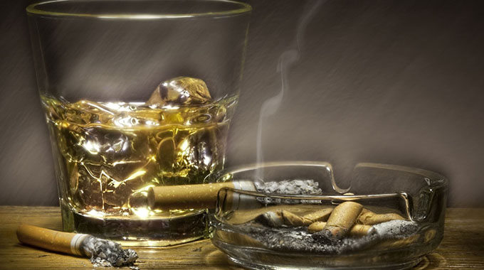 Booze, smoking lobby groups pile pressure on SA to lift ban