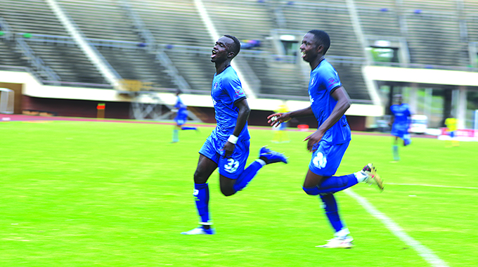 Perfect four for Dynamos