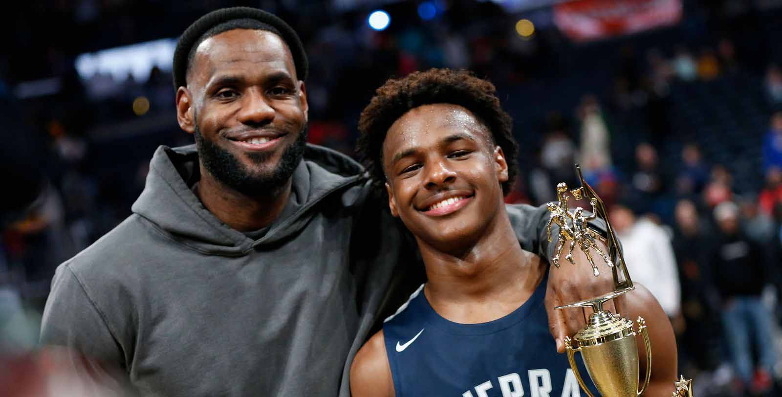 Bronny James cleared to resume career