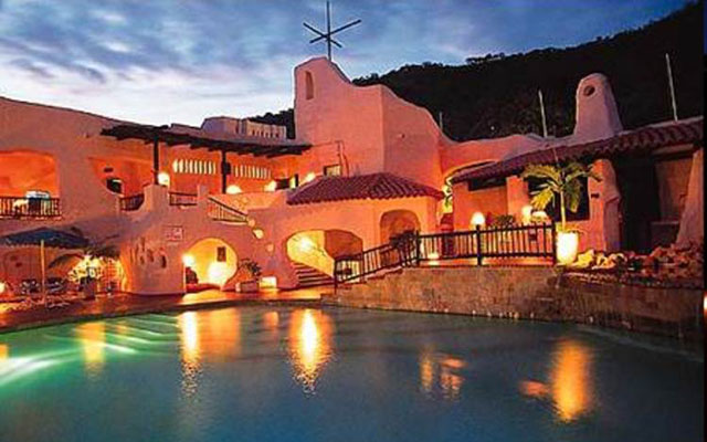 Caribbea Bay Resort