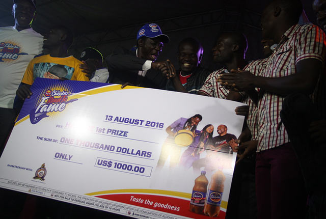 Alick Macheso congratulates Chibuku Road to Fame Harare winners