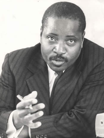 Chief Mangwende dies