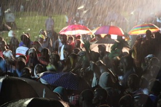 The crowd braved heavy rains at the gala at Gwanzura stadium last Friday
