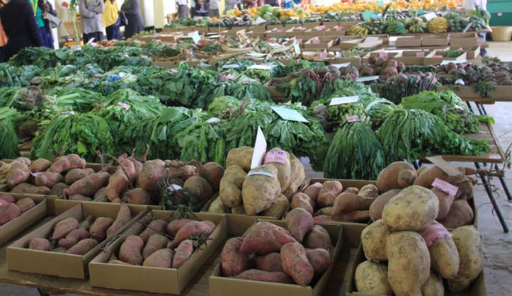 The show is now being run by a committee made up of members from the private sector, while Agritex is involved in mobilising small-scale farmers