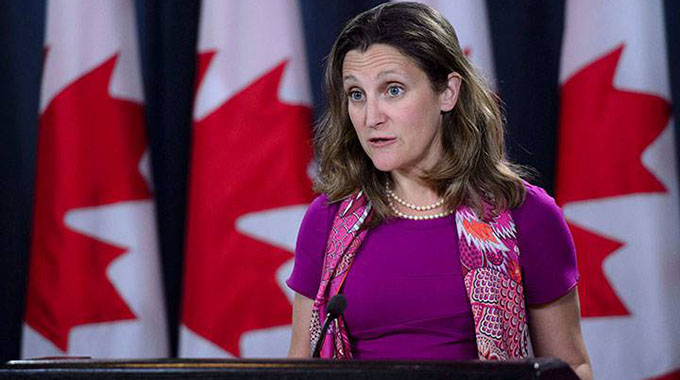 Canada hits back at US on tariffs