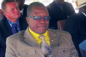 Be patriotic, graduates urged