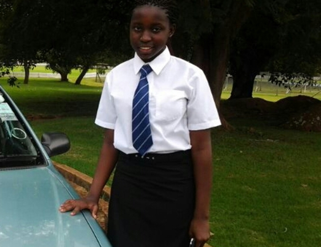 Distinction Girl