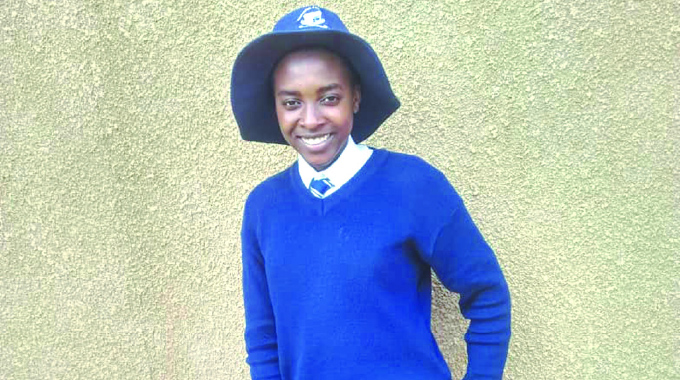 DZ High 2 netball protégé  secures professional contract