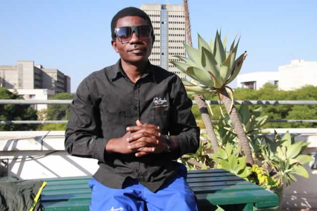 Musician salutes President Mugabe on new album