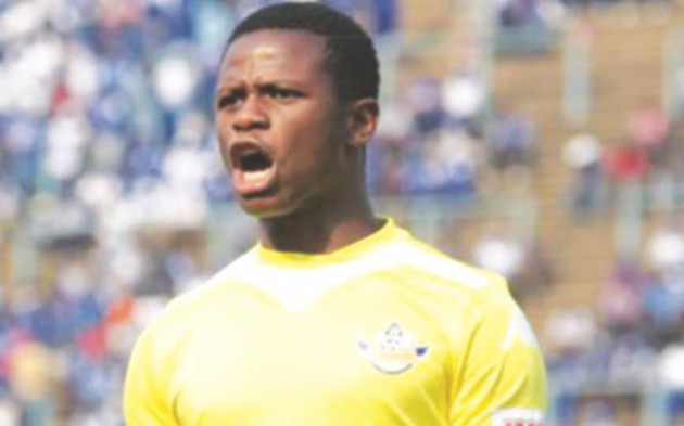 UP FOR GRABS . . . Warriors second-choice goalkeeper Donovan Benard is now a free agent and his signature is being sought-after by a number of Premiership clubs