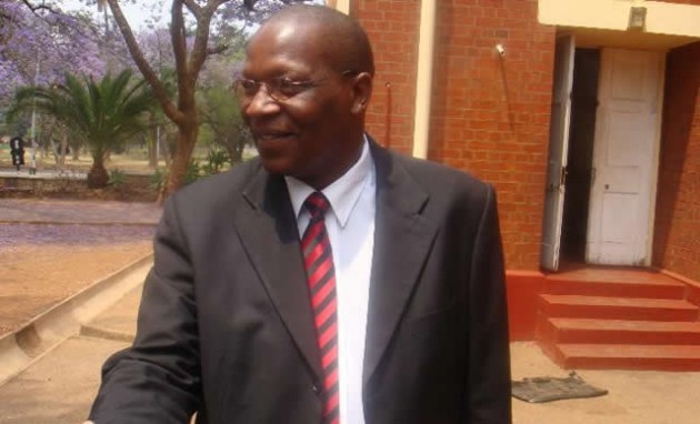 Dr Lawton Hikwa