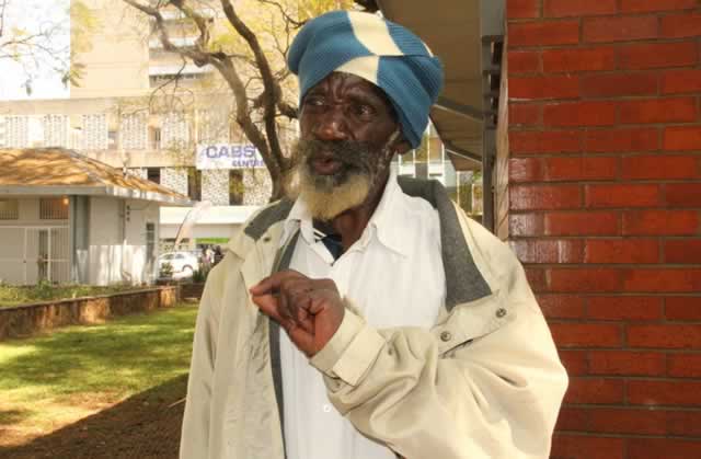Munhu haabarwe kana kufa na12