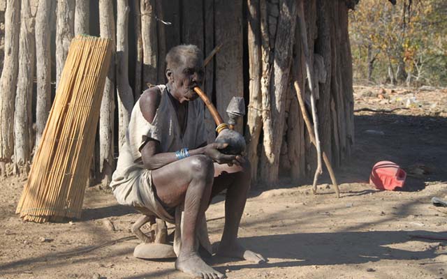 GONAN’OMBE RINOPUTWA NEVAKADZI VAKURA BEDZI