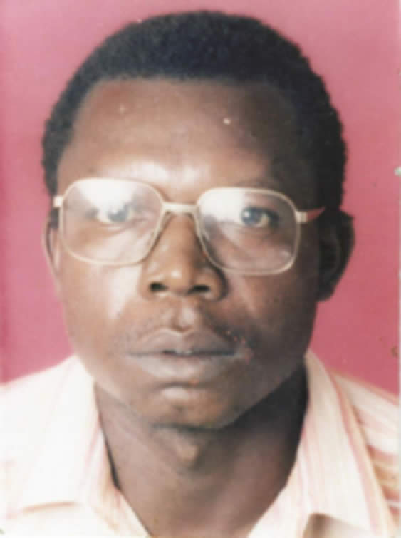 Veteran photo journalist Zvomuya dies