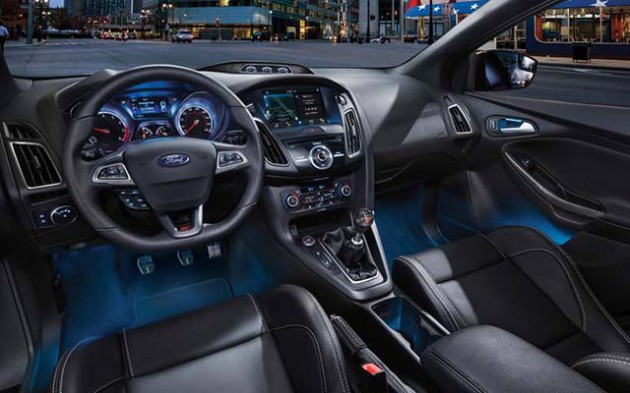The Ford Focus ST’s driver-orientated cockpit wraps around, so you’ll feel completely at one with the car, technology and features at your fingertips