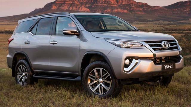 Toyota Fortuner 2016 - pic from www.carsguide.com.au