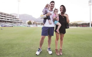 FAMILY TIME . . . Graeme Smith will now spend more time with his wife, Morgan, and two daughters after his retirement from international cricket. — AFP