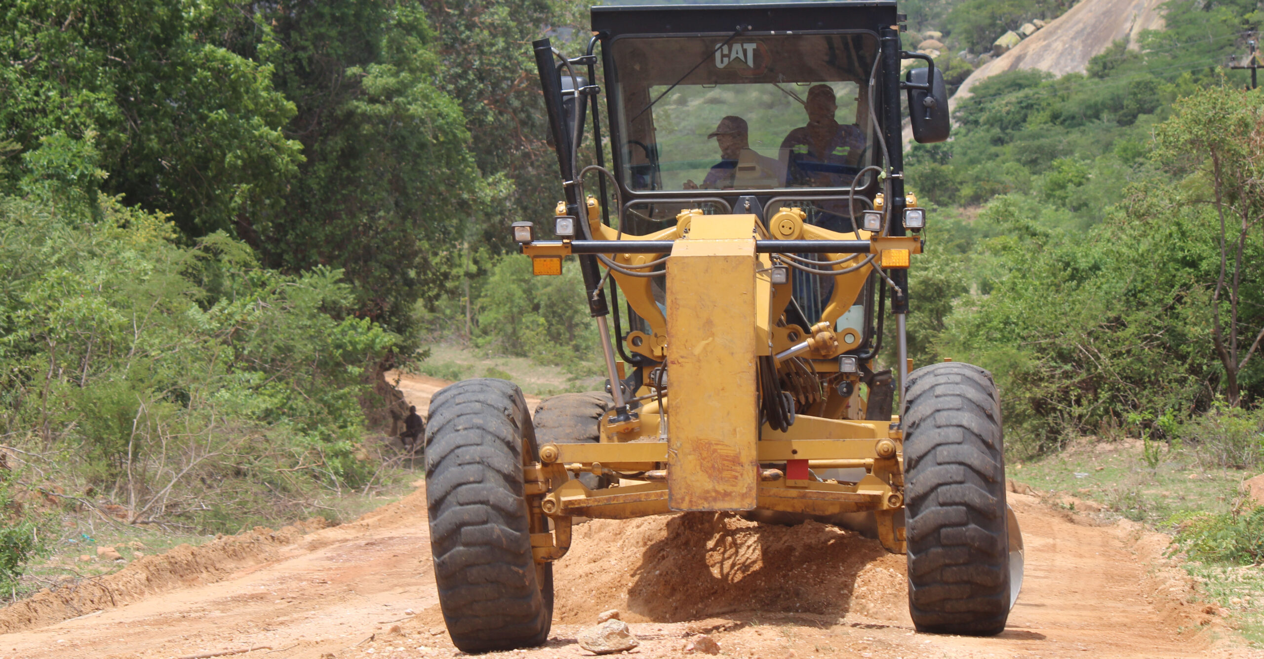 Govt rehabilitates Nyanga roads