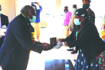 Sculptor Mutasa scores a first