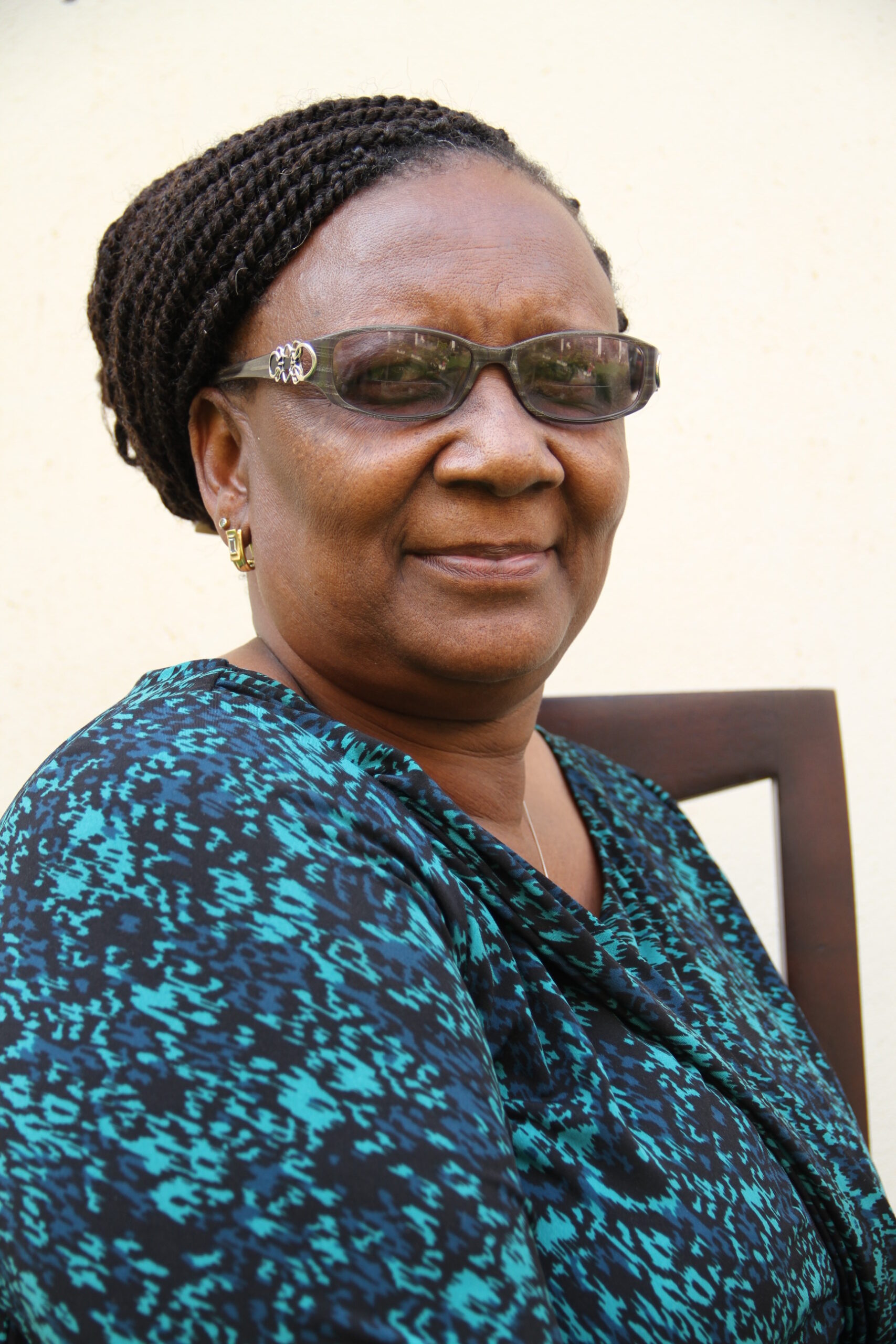 Hon Mupfumira Priscah