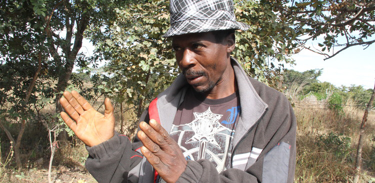Husiku ibofu, masikati anoona