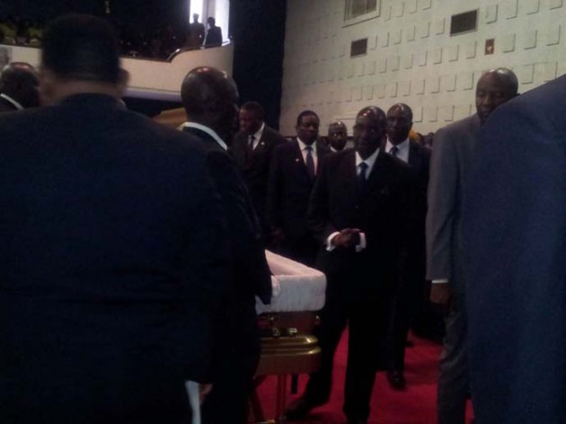 President Mugabe leads the body viewing ceremony