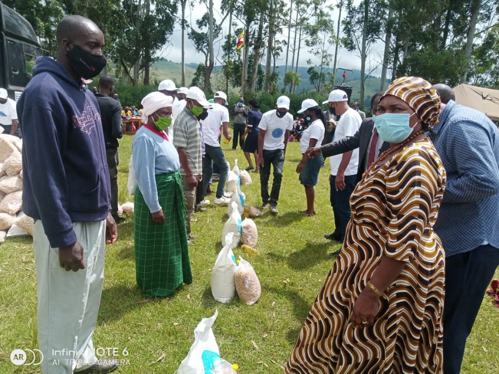 First Lady donates to Chimanimani households
