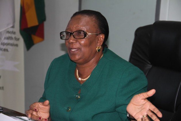 Minister Mupfumira