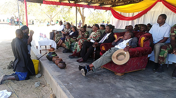 Army deepens relations with traditional leaders