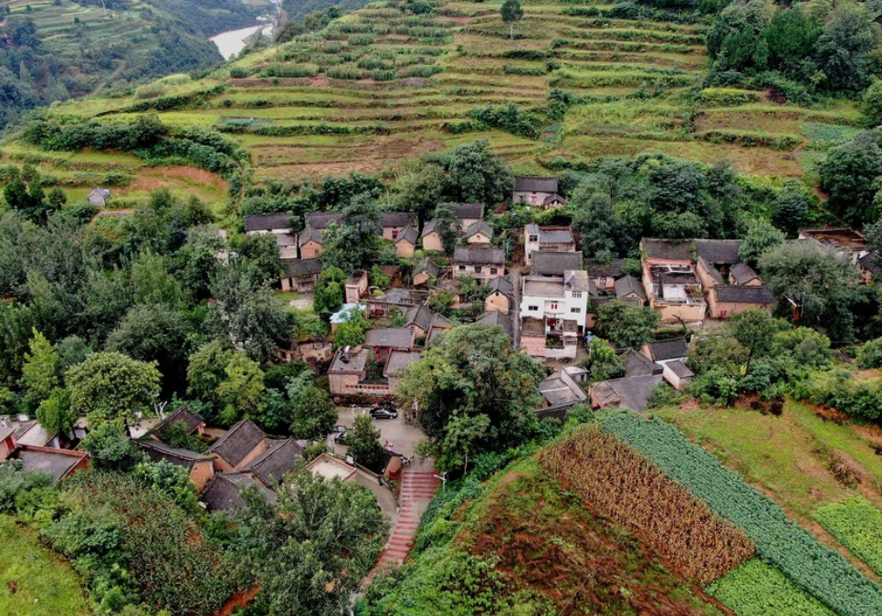 China holds central rural work conference