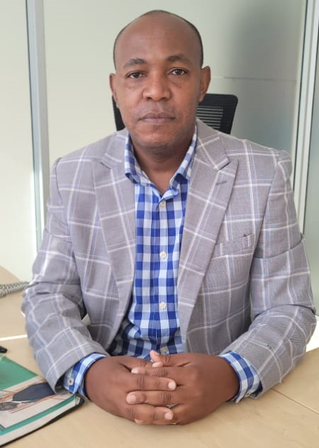 Diamond FM station manager Mr Jabulani Mangezi