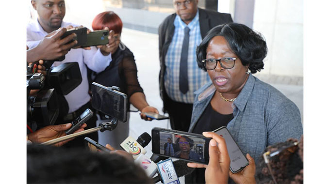 I-NRZ iphatha umkhosi wokuhlanyela izihlahla koBulawayo
