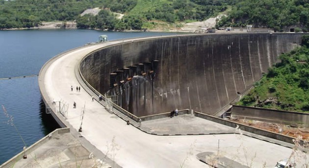 KARIBA-DAM-WALL