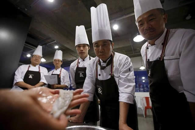 Breaking kitchen barriers