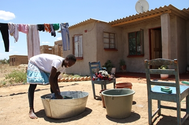 The lifestyle of Kingsdale Co-operative members in Norton who face eviction following a Supreme Court judgment ordering their removal. — (Picture by Munyaradzi Chamalimba)