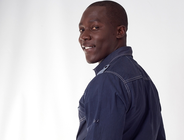 Alexio postpones album release